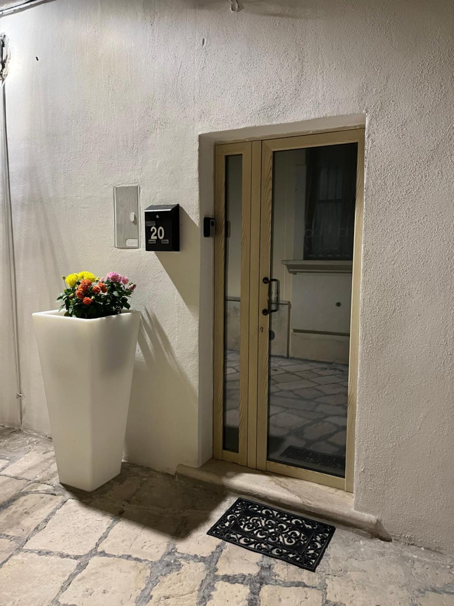 Davis Home Бриндизи Экстерьер фото